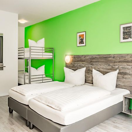 Alecsa Hotel Am Olympiastadion Berlin Bagian luar foto