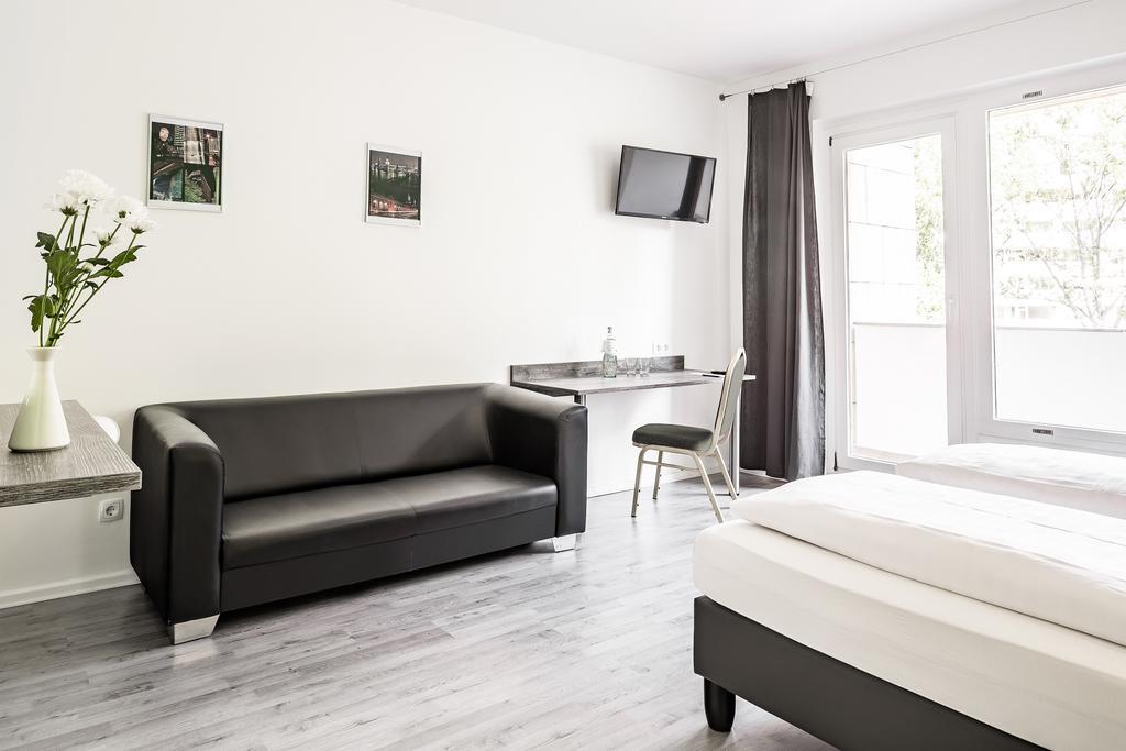Alecsa Hotel Am Olympiastadion Berlin Bagian luar foto